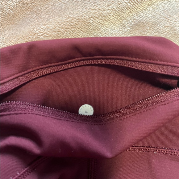 Lululemon Speed Up Tight - Picture 4 of 4